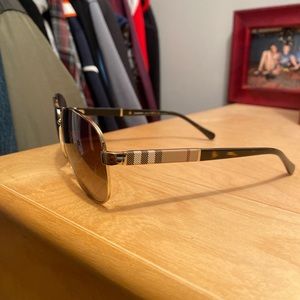 Burberry Brown Lense Aviators